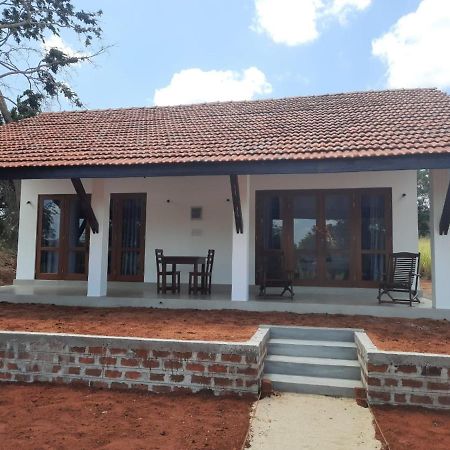 Moni Farm House Wilpattu Nochchiyagama Exteriör bild