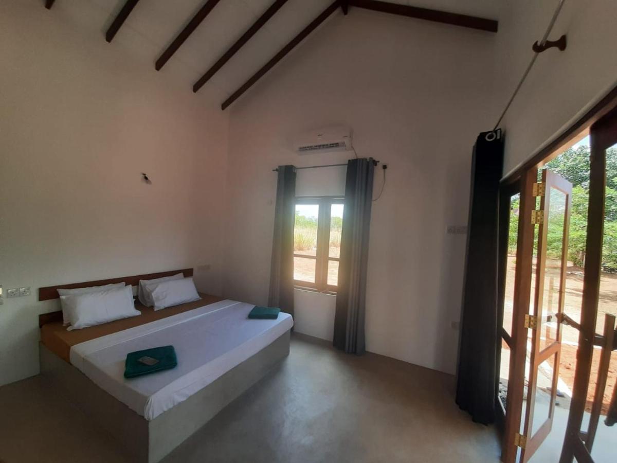 Moni Farm House Wilpattu Nochchiyagama Exteriör bild
