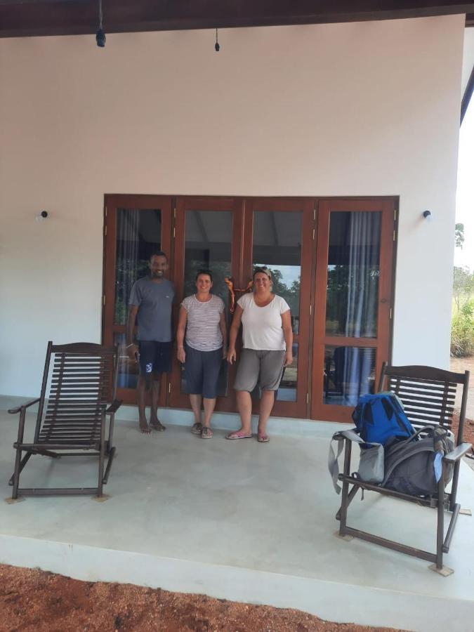 Moni Farm House Wilpattu Nochchiyagama Exteriör bild