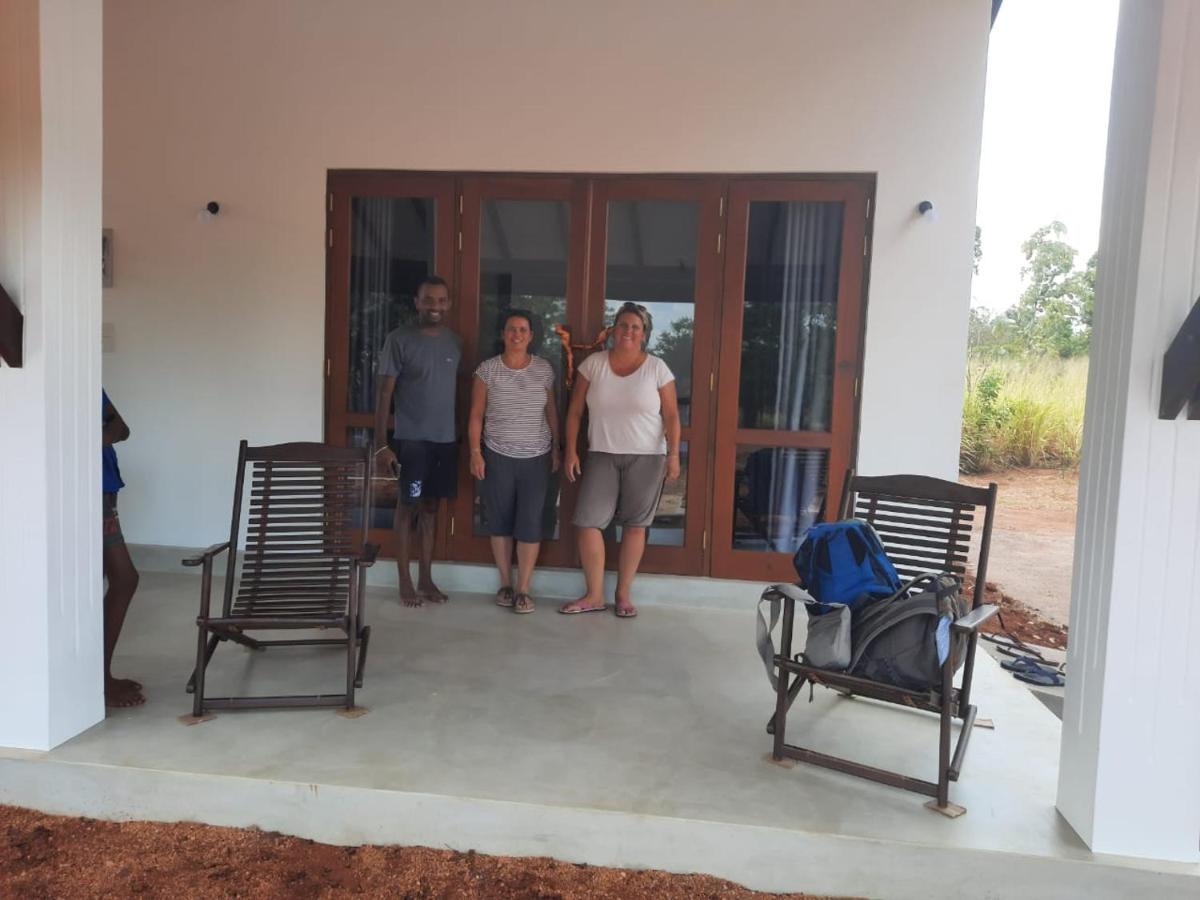 Moni Farm House Wilpattu Nochchiyagama Exteriör bild